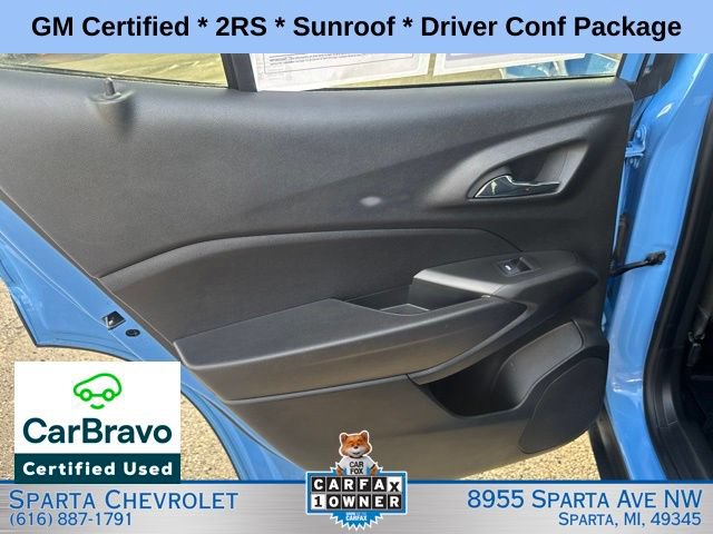 Used 2024 Chevrolet Trax RS w/ Sunroof Package FWD image 23