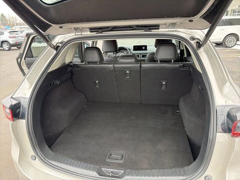 Used 2024 MAZDA CX-5 AWD 2.5 S w/ Preferred Package image 11