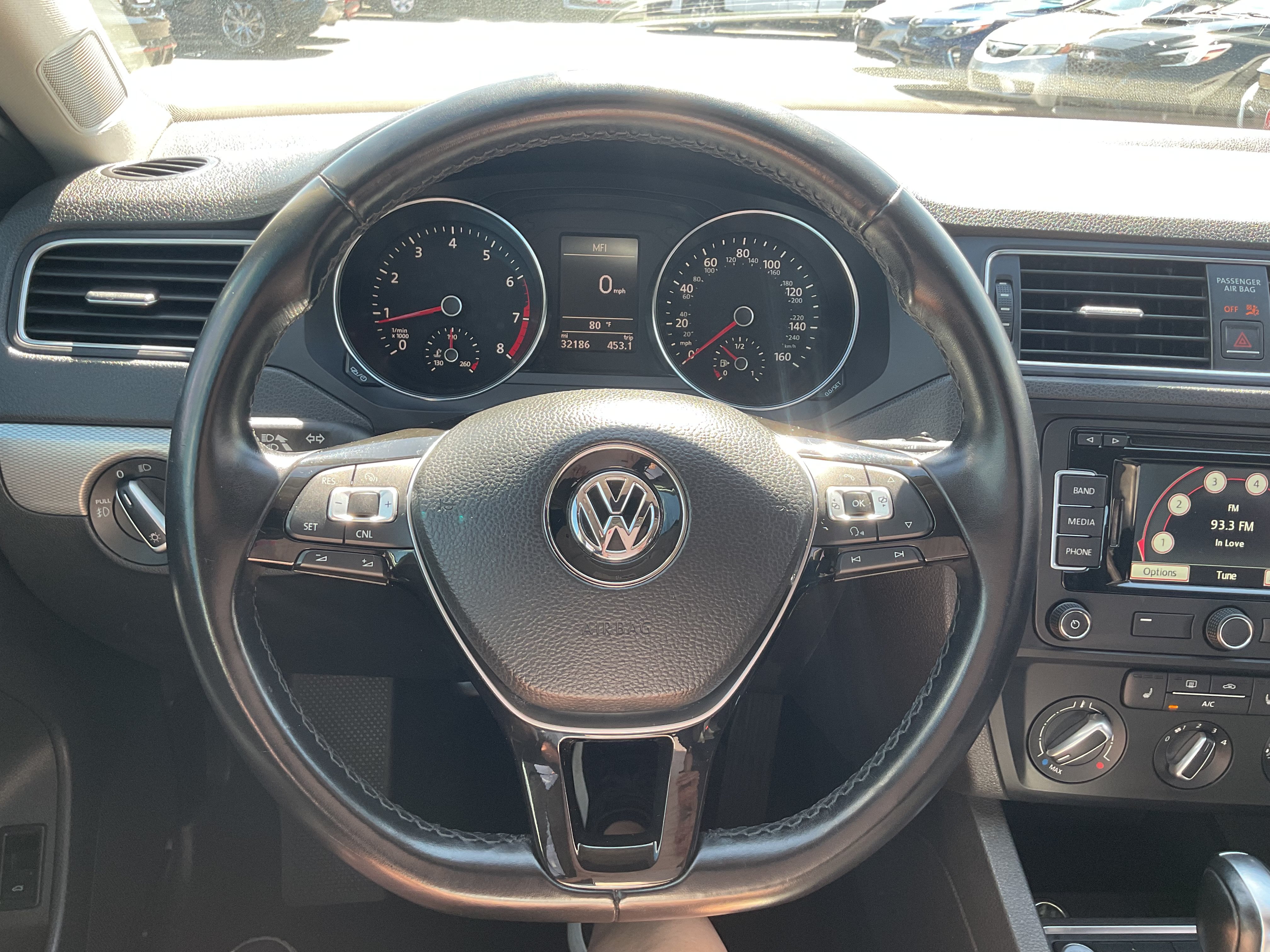 Used 2015 Volkswagen Jetta SE FWD image 10