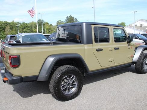 Used 2026 Jeep Gladiator Mojave AWD/4WD image 26