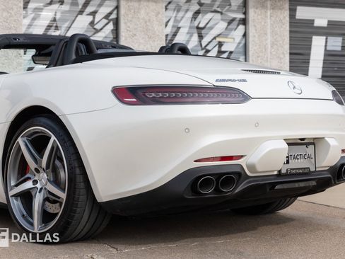 Used 2021 Mercedes-Benz AMG GT Roadster image 12