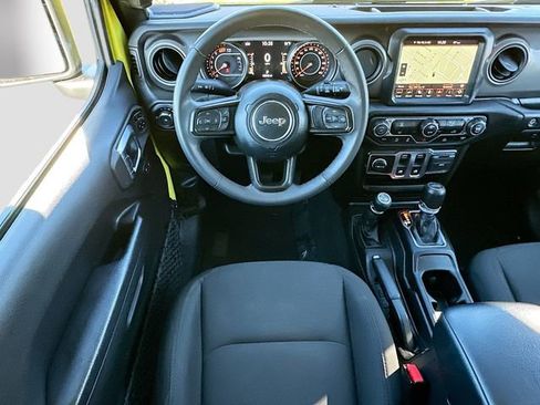 Used 2023 Jeep Wrangler Sport S image 21