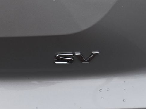 Used 2024 Nissan Pathfinder SV FWD image 9