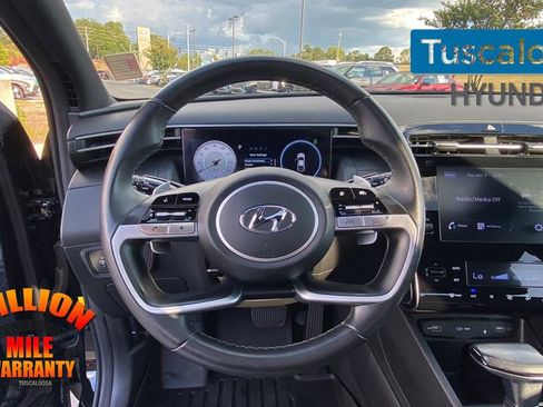 Used 2022 Hyundai Santa Cruz SEL Premium image 17