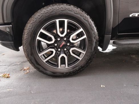 Used 2026 GMC Sierra 1500 AT4 w/ AT4 Premium Package AWD/4WD image 37