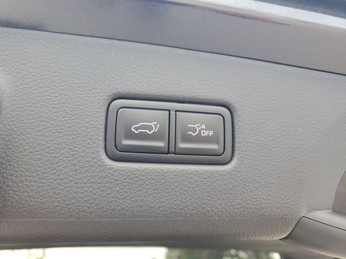 New 2026 Kia Carnival EX FWD image 29