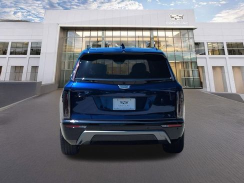 New 2026 Cadillac Vistiq Sport AWD/4WD image 4