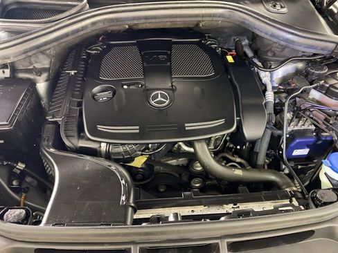 Used 2018 Mercedes-Benz GLE 350 4MATIC image 36