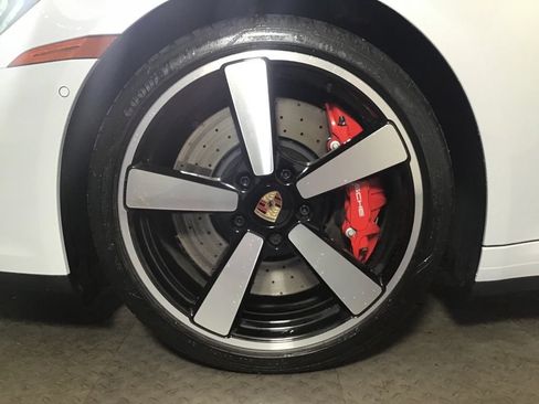 Certified 2026 Porsche 911 Carrera S RWD image 11