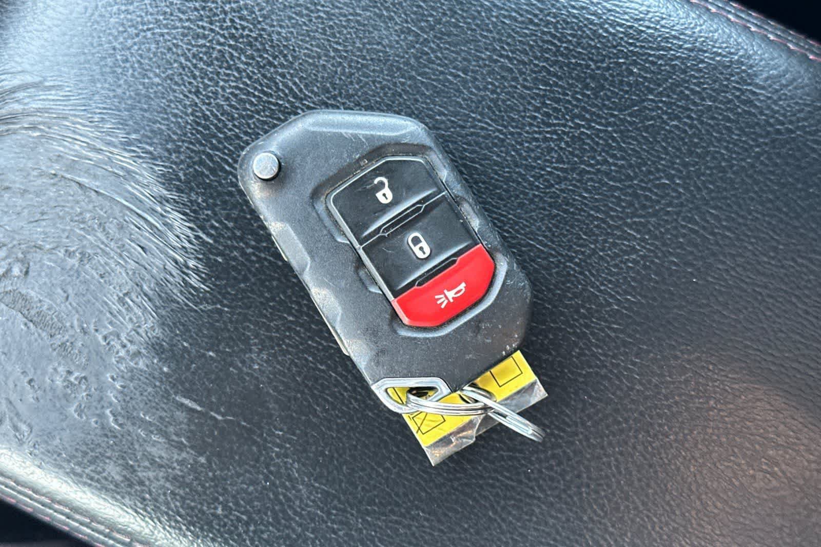 Used 2019 Jeep Wrangler Unlimited Rubicon AWD/4WD image 27