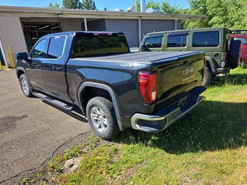 Used 2021 GMC Sierra 1500 SLE AWD/4WD image 4