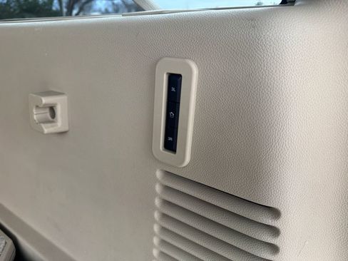 Used 2016 Ford Expedition EL XLT w/ Equipment Group 202A image 11