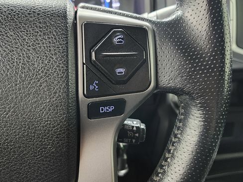 Used 2015 Toyota 4Runner SR5 image 31