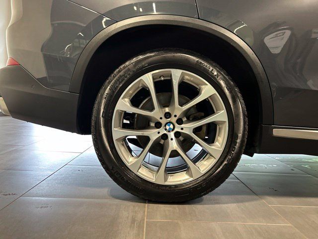 Used 2019 BMW X5 xDrive40i w/ Convenience Package AWD/4WD image 50