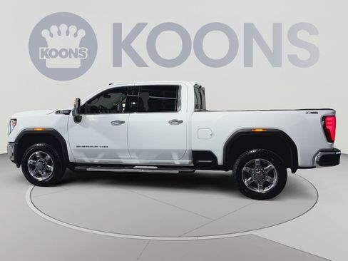 Used 2025 GMC Sierra 2500 SLT w/ SLT Premium Package AWD/4WD image 10