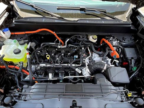 New 2025 Ford Maverick XL image 15