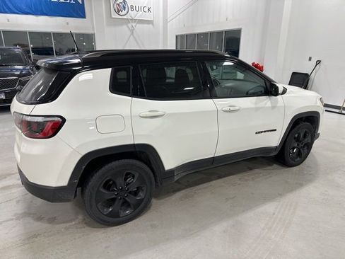 Used 2020 Jeep Compass Latitude image 1