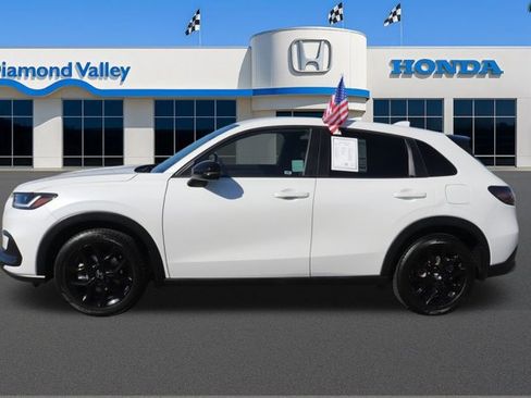 Used 2023 Honda HR-V Sport image 9