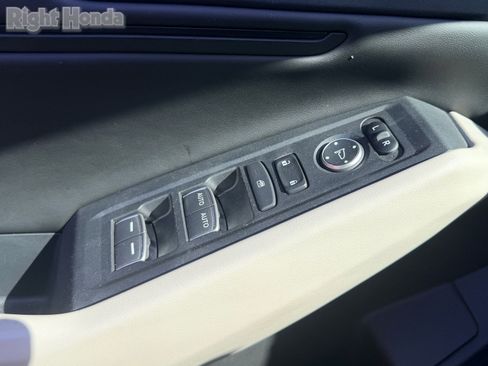Used 2023 Honda Accord EX image 8