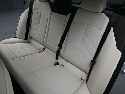 New 2026 BMW 530i xDrive w/ M Sport Package image 14