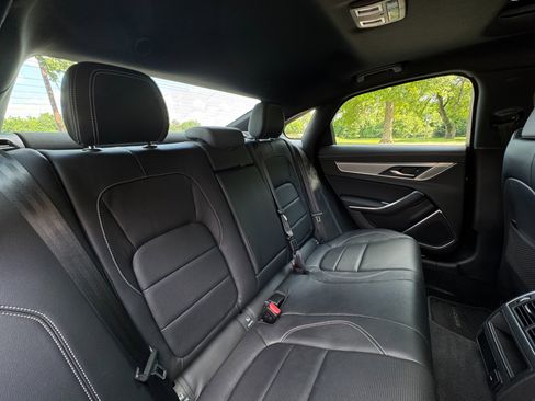 Used 2021 Jaguar XF R-Dynamic SE image 39