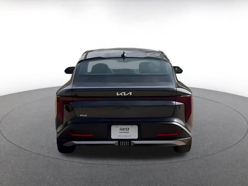 Used 2025 Kia K4 LXS image 12