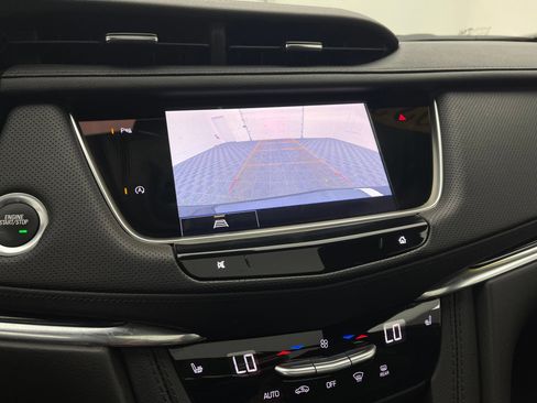 Used 2023 Cadillac XT5 Premium Luxury FWD image 4