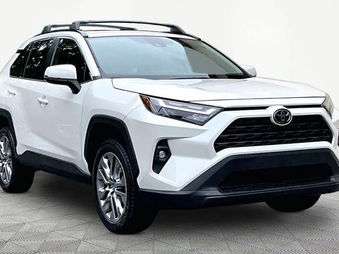 Certified 2022 Toyota RAV4 XLE Premium FWD image 3
