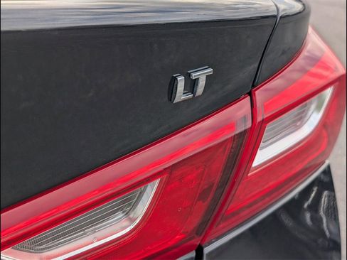 Used 2023 Chevrolet Malibu LT image 23