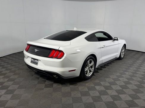Used 2023 Ford Mustang Coupe RWD image 7