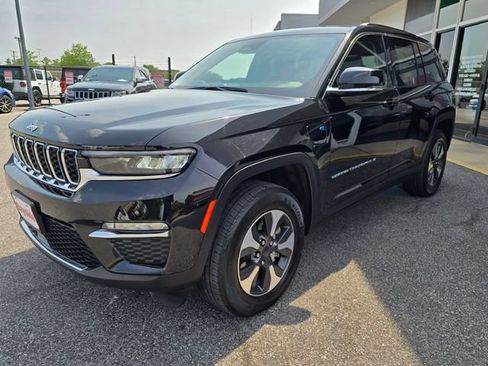 Used 2023 Jeep Grand Cherokee 4WD 4xe image 28