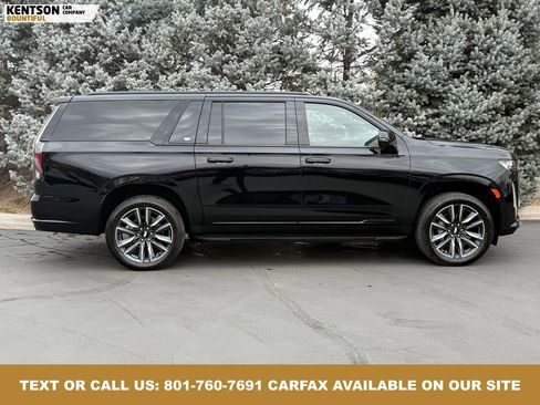 Used 2024 Cadillac Escalade ESV Sport image 11