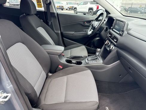 Used 2018 Hyundai Kona SEL FWD image 28