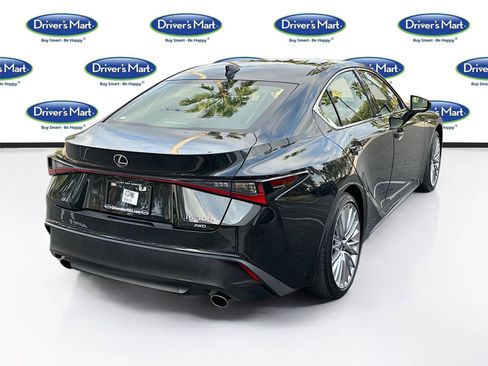 Used 2022 Lexus IS 300 AWD w/ Premium Package image 8