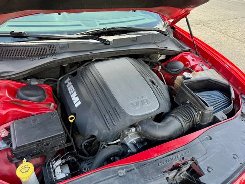 Used 2017 Dodge Charger R/T RWD image 40