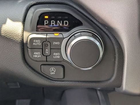 New 2026 RAM 1500 4x4 Crew Cab image 20