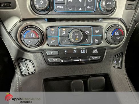 Used 2016 Chevrolet Tahoe LT w/ Luxury Package AWD/4WD image 23