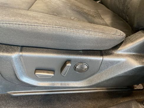 Used 2020 Ford F150 XLT w/ Equipment Group 302A Luxury image 16