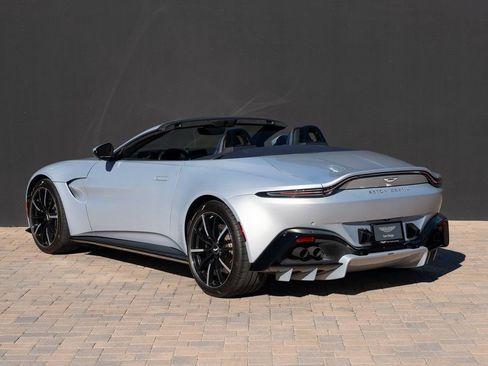 Used 2023 Aston Martin V8 Vantage Roadster RWD image 6