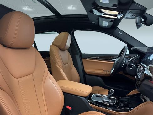 Certified 2023 BMW X4 xDrive30i w/ Premium Package image 31