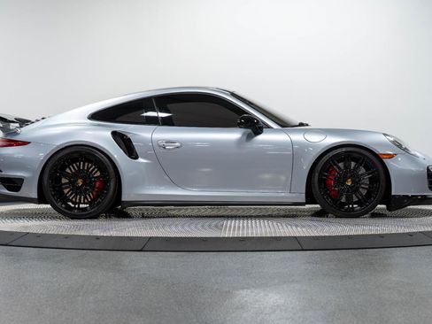 Used 2016 Porsche 911 Turbo image 26