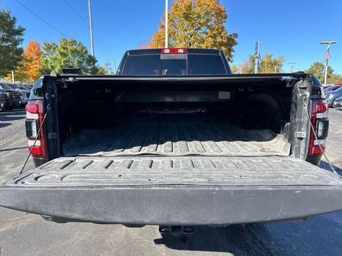 Used 2024 RAM 2500 Laramie w/ Night Edition image 9