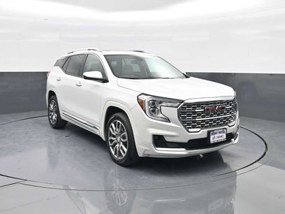 Used 2024 GMC Terrain Denali w/ Denali Premium Package