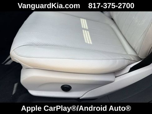 Used 2019 Mercedes-Benz E 300 image 16