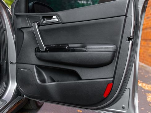 Used 2020 Kia Sportage SX image 26