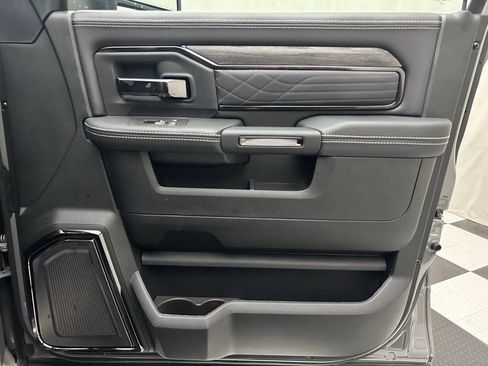 New 2026 RAM 2500 Limited image 16
