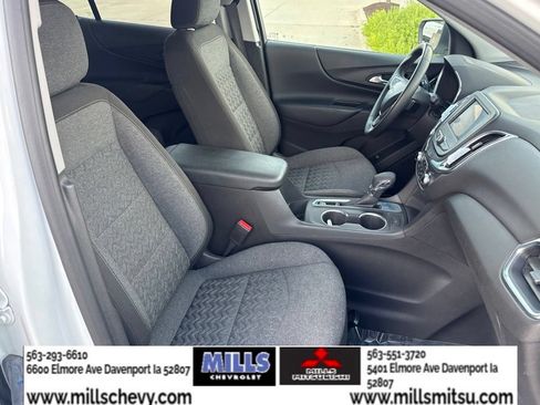 Used 2024 Chevrolet Equinox LT FWD image 24