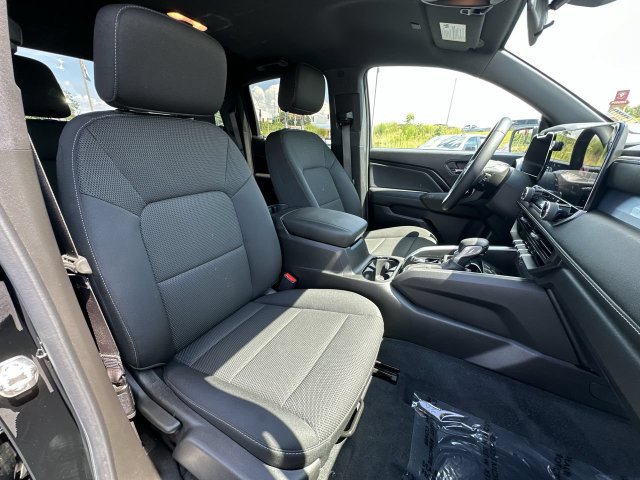 Used 2024 Chevrolet Colorado LT RWD image 26