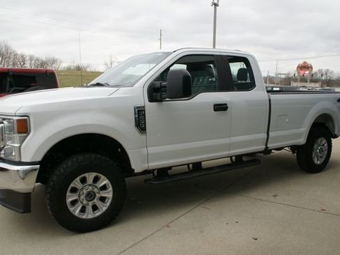 Used 2021 Ford F250 XL w/ STX Appearance Package image 5