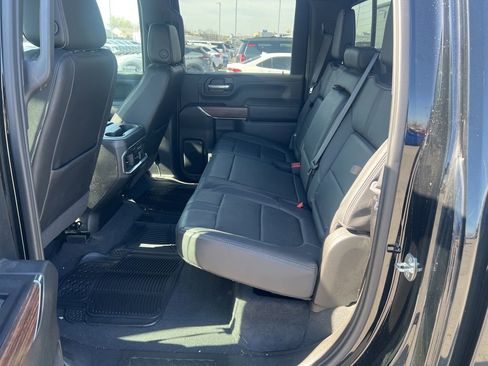 Used 2021 Chevrolet Silverado 3500 High Country image 10